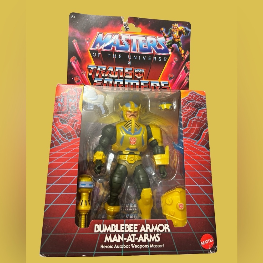 Mattel Bumblebee Armor Man-At-Arms Figure